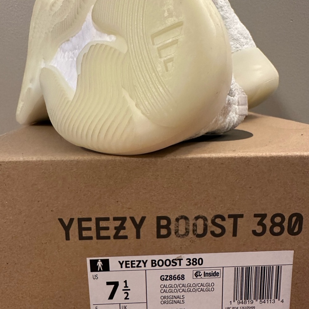 Adidas Yeezy Boost 380 Calcite Glow 7.5
